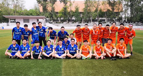 1-19110Q00616464-lp µçÍø·þÎñÊÂÒµ²¿½øÐÐÇï¼¾×ãÇòÈü